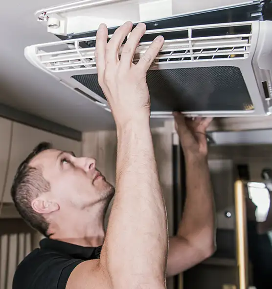  Professional Licensed And Insured Cleaners in Cudahy, WI